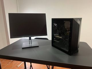 PC HP OMEN + Pantalla HP