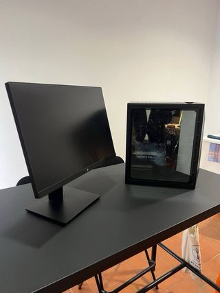 PC HP OMEN + Pantalla HP