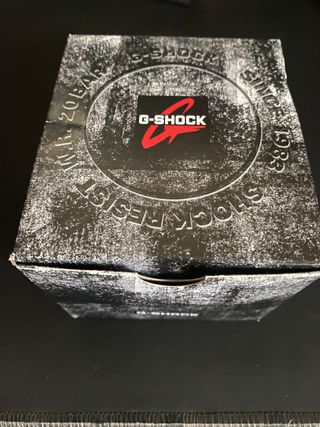 Casio G-Shock Negro y Dorado