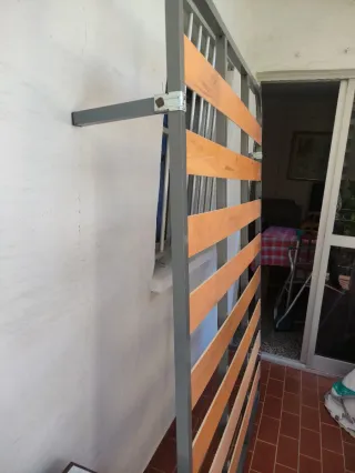 Dormitorio clásico madera y mármol