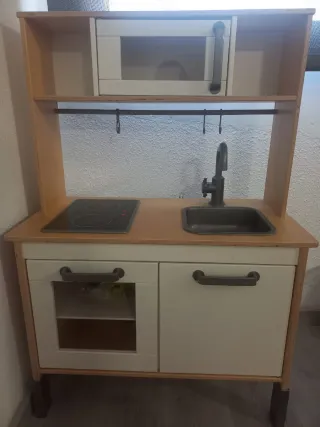 Cocinita de juguete IKEA DUKTIG