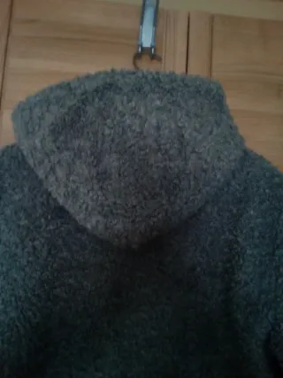 Chaquetón gris Pull and Bear mujer