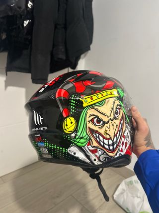 Casco MT Joker Diseño Buen Estado talla M
