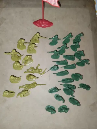 Soldaditos de plástico, ejército militar