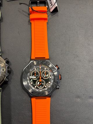 Tissot T-Race Cronógrafo Naranja Negro