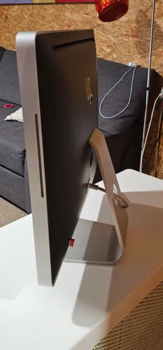 iMac Apple 20 con tastiera e mouse 4Gb RAM