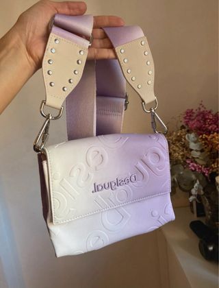 Bolso Desigual blanco y lila