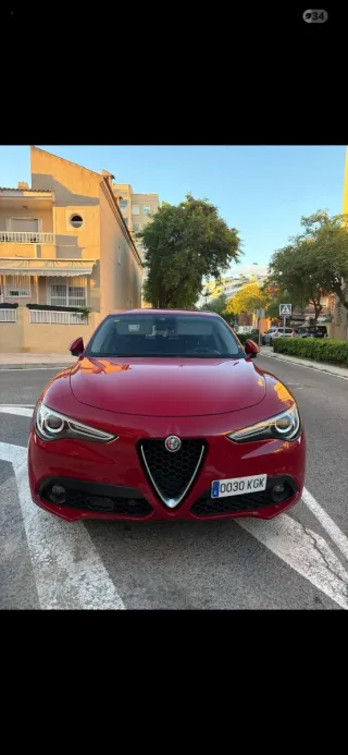 Alfa Romeo Stelvio 2017
