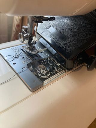 Máquina de coser Husqvarna Viking 219