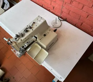 Máquina Industrial Brother botonera