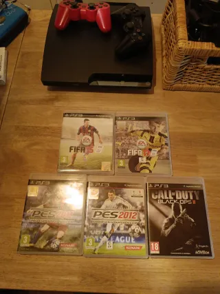 Consola PS3 Negra + 4 Juegos