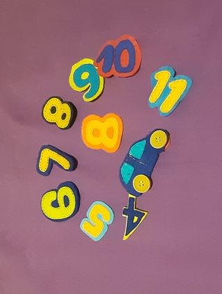 Corona de cumpleaños de fieltro personalizada