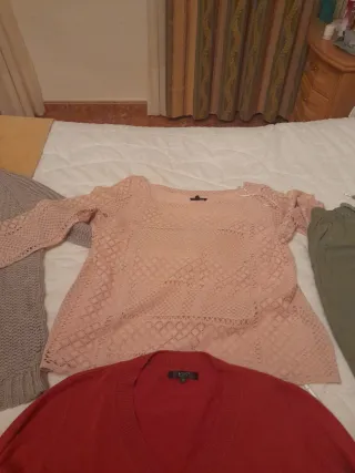 Lote 4 jerséis señora y un pantalon