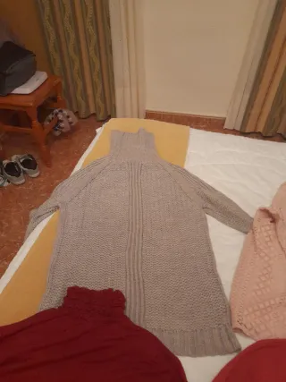 Lote 4 jerséis señora y un pantalon