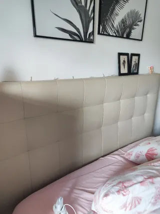 Cabecero capitoné polipiel beige