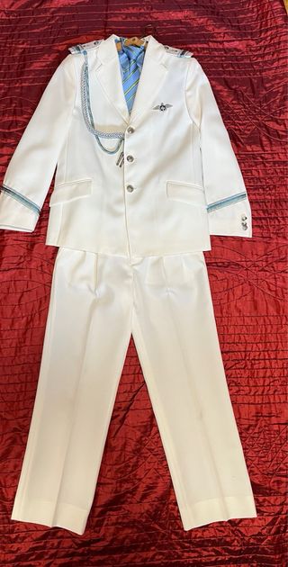 Traje de Comunión Blanco con Corbata Azul