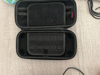 Nintendo Switch Edición Limitada Pokémon + juegos