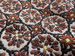 Falda de evento con estampado floral