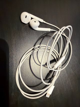 Auriculares Lightning iPhone Apple Blancos