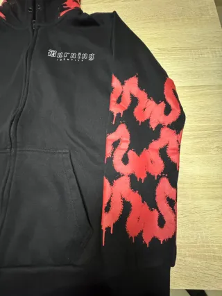 Felpa E-Tees Burning con zip e stampe ( Manga)