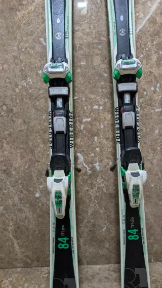 Esquís Völkl RTM 84 XT All Mountain + fijaciones