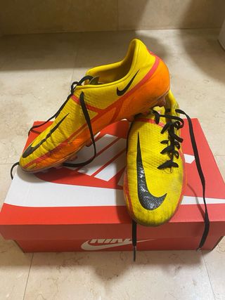 Botas de Fútbol Nike Amarillas