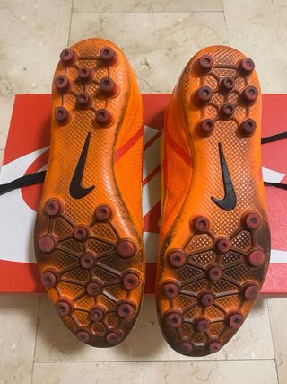 Botas de Fútbol Nike Amarillas