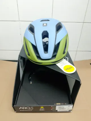 Casco Oakley ARO 5 MIPS