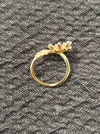 Anillo ajustable flor rosa y oro