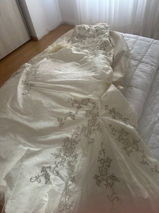 Vestido de Novia Pronovias con Velo