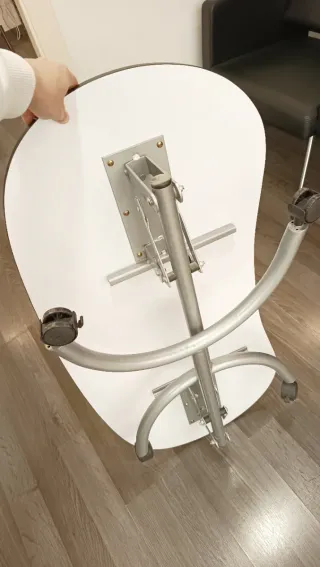 Sillón de pedicura + Mesa de manicura