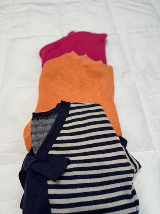 Lote 3 jerseys: azul, naranja y rosa