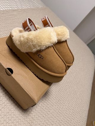 UGG Funkette Marrones