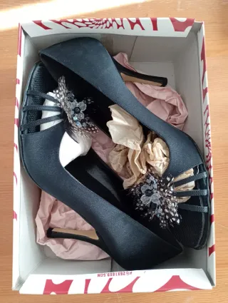 Zapatos de fiesta negros talla 39