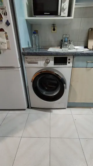 Lavadora Blanca. Se recoge en Toledo
