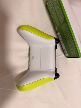 Controller Xbox Series X Giallo