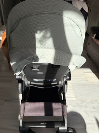Carrito Jané Kawai + Silla Coche Matrix Light 2