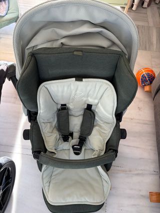 Carrito Jané Kawai + Silla Coche Matrix Light 2