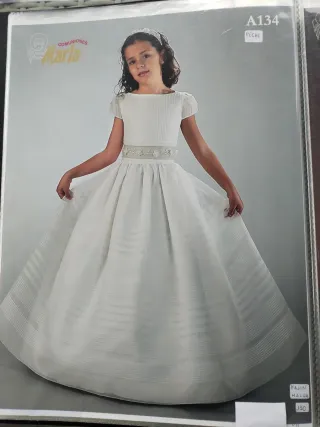 Lote vestidos comunión Marla. Solo venta por lote