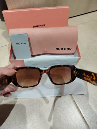 Gafas de sol Miu Miu marrones