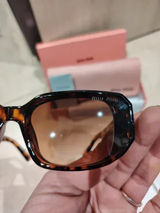 Gafas de sol Miu Miu marrones