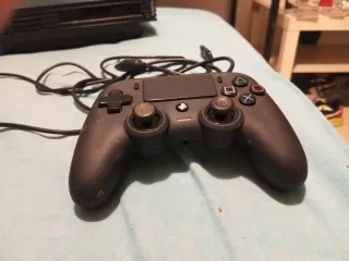 Mando Nacon PS4 con cable