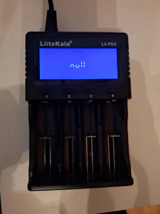 Cargador inteligente LiitoKala Lii-PD4