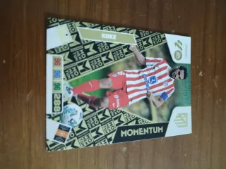 Cambio o Vendo Cromo Panini Momentum Koke 25/26