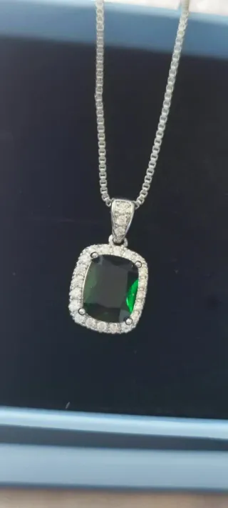 Colgante brillo piedra Verde