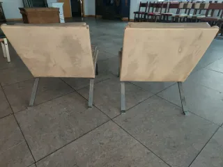 Pareja de sillones bajos retro/vintage en polipiel