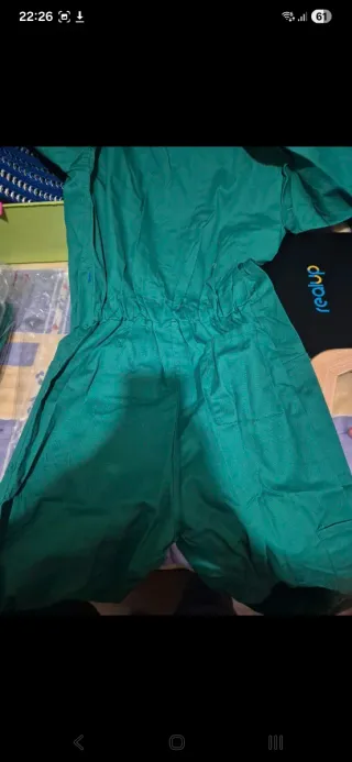 5 Monos de Trabajo Verdes