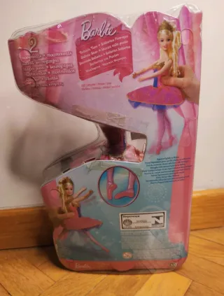 Barbie twinkle toes. Bailarina saltarina.