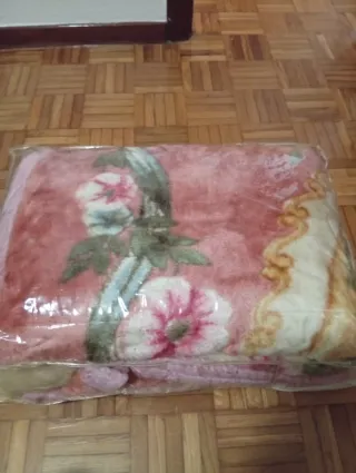 Manta Persa Rosa y Multicolor