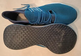 Zapatillas New Balance Fresh Foam Roav T42.5